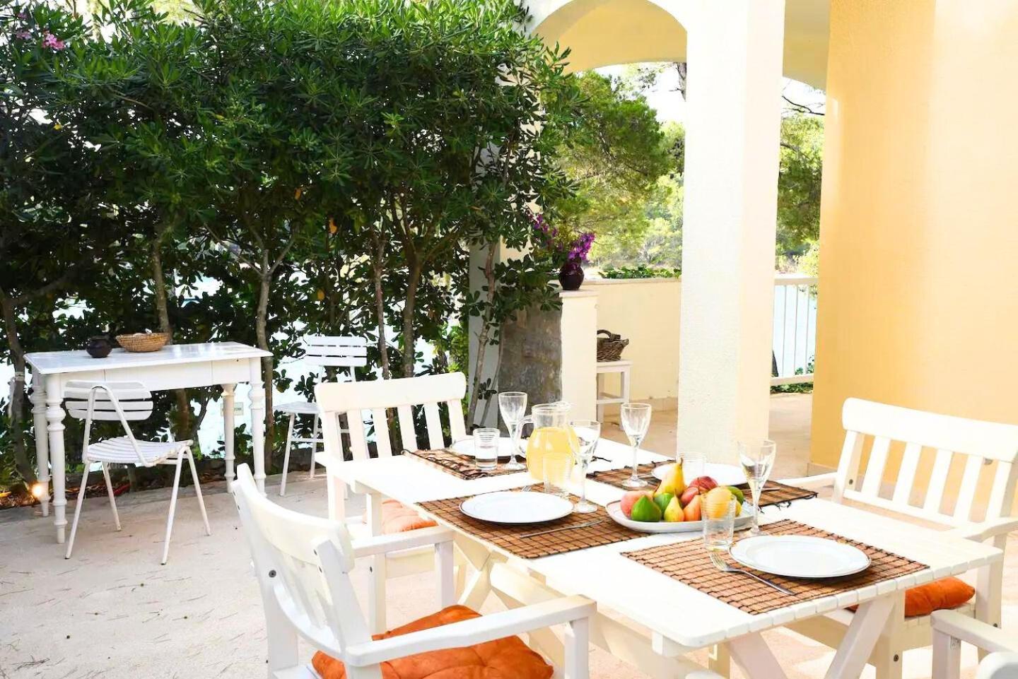 Lili Sunset Apartment Stari Grad  Exterior photo